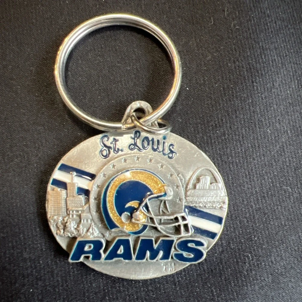 St Louis‎ Rams vintage 1997 football keychain
